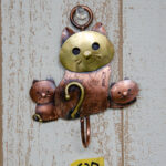 金属製作り猫　　１３センチ 金属製作り猫 13センチ